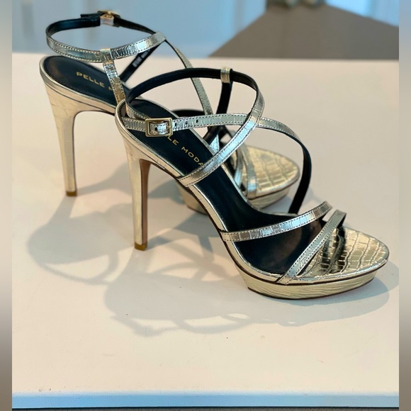 PELLA MODA NWT Gold Croco Size 8.5 Runs small order 1/2 size-up Basically Size 8 - Picture 9 of 10